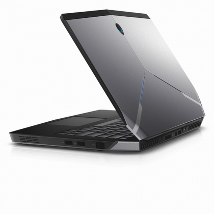 Лаптоп DELL Alienware 13/ 