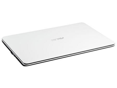 Лаптоп Asus X751LB-TY042D/ 