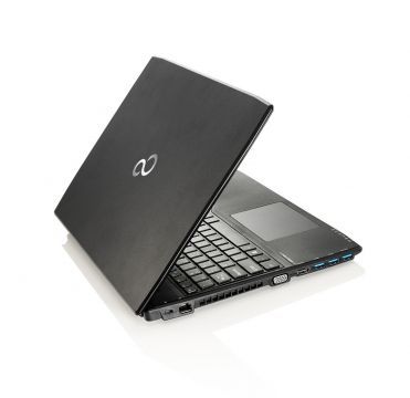 Лаптоп Fujitsu LIFEBOOK A514NG/ 