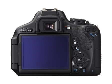 Огледално - рефлексен фотоапарат Canon EOS 600D/ 